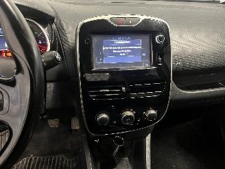 Renault Clio Clio IV Estate/Grandtour (7R) Combi 5-drs 1.5 Energy dCi 90 FAP (K9K-6=
28(K9K-E6)) [66kW]  (11-2012/08-2021) picture 18