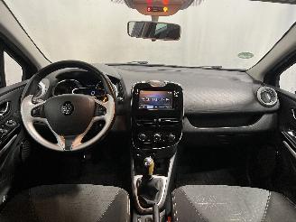 Renault Clio Clio IV Estate/Grandtour (7R) Combi 5-drs 1.5 Energy dCi 90 FAP (K9K-6=
38) [66kW]  (11-2012/08-2021) picture 15