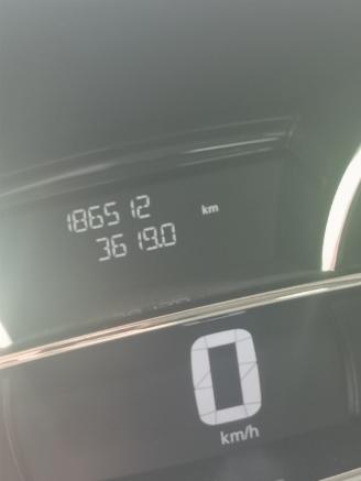 Renault Clio Clio IV Estate/Grandtour (7R) Combi 5-drs 1.5 Energy dCi 90 FAP (K9K-6=
38) [66kW]  (11-2012/08-2021) picture 2