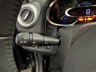 Renault Clio Clio IV Estate/Grandtour (7R) Combi 5-drs 1.5 Energy dCi 90 FAP (K9K-6=
38) [66kW]  (11-2012/08-2021) picture 22