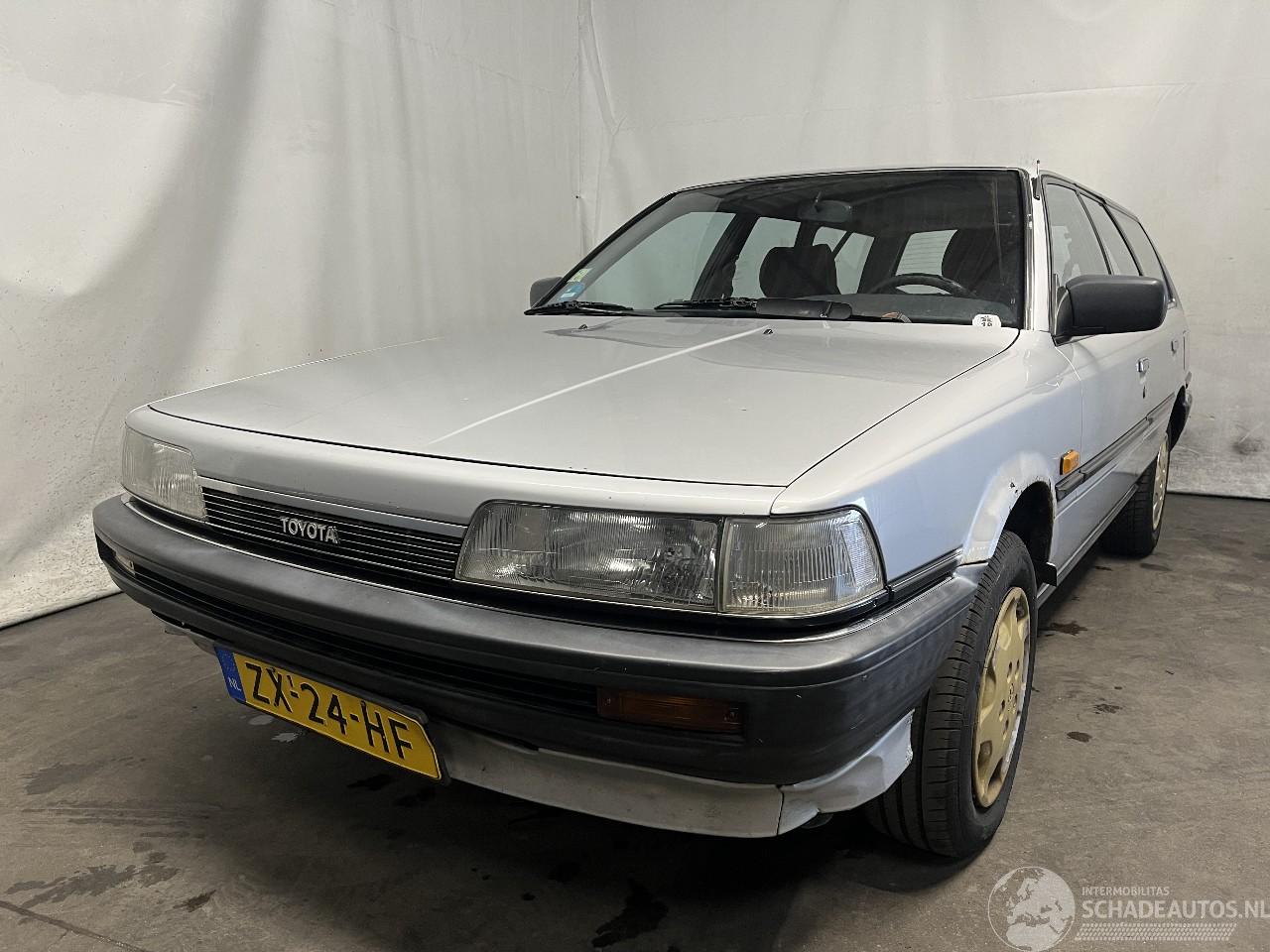 Toyota Camry Camry Station Wagon (SV/VZV/CV2) Combi 2.0 GLi 16V (3SFE) [89kW]  (11-=
1986/05-1991)
