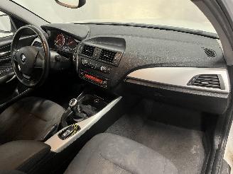 BMW 1-serie 1 serie (F20) Hatchback 5-drs 114i 1.6 16V (N13-B16A) [75kW]  (07-2012=
/02-2015) picture 15