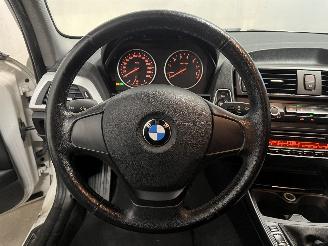 BMW 1-serie 1 serie (F20) Hatchback 5-drs 114i 1.6 16V (N13-B16A) [75kW]  (07-2012=
/02-2015) picture 19