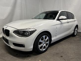 BMW 1-serie 1 serie (F20) Hatchback 5-drs 114i 1.6 16V (N13-B16A) [75kW]  (07-2012=
/02-2015) picture 3