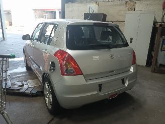 Suzuki Swift Swift (ZA/ZC/ZD1/2/3/9) Hatchback 1.3 VVT 16V (M13A VVT) [68kW]  (02-2=
005/06-2012) picture 4
