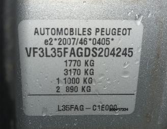 Peugeot 308 308 (L3/L8/LB/LH/LP) Hatchback 5-drs 1.6 16V THP (EP6CDT(5FA)) [92kW] =
 (09-2013/06-2021) picture 6