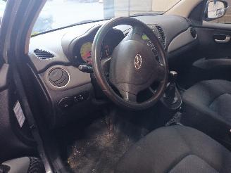 Hyundai I-10 i10 (F5) Hatchback 1.1i 12V (G4HG) [49kW]  (01-2008/12-2013) picture 5