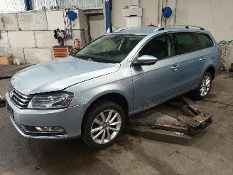 disassembly passenger cars Volkswagen Passat Passat Variant (365) Combi 2.0 TDI 16V 177 (CFGC) [130kW]  (12-2012/12=
-2014) 2013