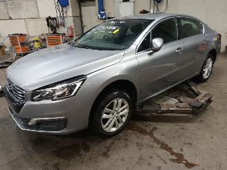 Vrakbiler auto Peugeot 508 508 (8D) Sedan 1.6 BlueHDI 120 (DV6FC(BHZ)) [88kW]  (03-2014/12-2018) 2015