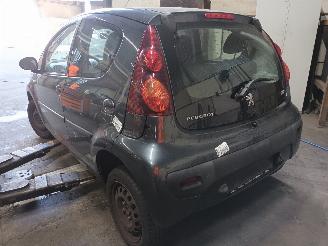 Peugeot 107 107 Hatchback 1.0 12V (384F(1KR)) [50kW]  (06-2005/05-2014) picture 4