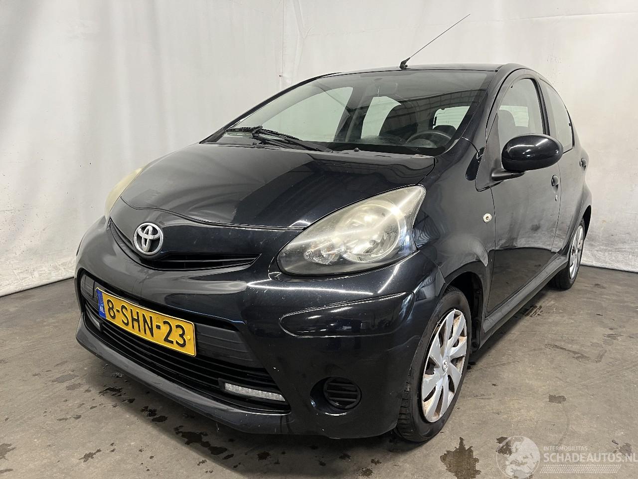 Toyota Aygo Aygo (B10) Hatchback 1.0 12V VVT-i (1KR-FE) [50kW]  (07-2005/05-2014)