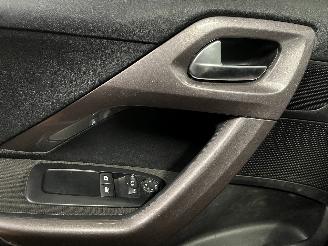 Peugeot 2008 2008 (CU) MPV 1.2 Vti 12V PureTech 82 (EB2F(HMZ)) [60kW]  (03-2013/12-=
2018) picture 23