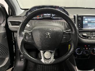 Peugeot 2008 2008 (CU) MPV 1.2 Vti 12V PureTech 82 (EB2F(HMZ)) [60kW]  (03-2013/12-=
2018) picture 17