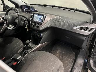 Peugeot 2008 2008 (CU) MPV 1.2 Vti 12V PureTech 82 (EB2F(HMZ)) [60kW]  (03-2013/12-=
2018) picture 13