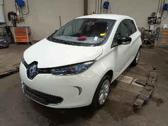 Auto da rottamare Renault Zoé Zoé (AG) Hatchback 5-drs 46kW (5AQ-601) [46kW]  (06-2012/...) 2013/12