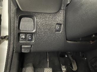 Peugeot 108 108 Hatchback 1.0 12V (1KRFE(CFB)) [51kW]  (05-2014/...) picture 24
