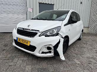uszkodzony samochody osobowe Peugeot 108 108 Hatchback 1.0 12V (1KRFE(CFB)) [51kW]  (05-2014/...) 2017/11