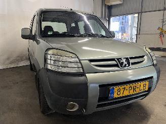 Peugeot Partner Partner Combispace MPV 1.6 16V (TU5JP4(NFU)) [80kW]  (07-2001/03-2008)= picture 7