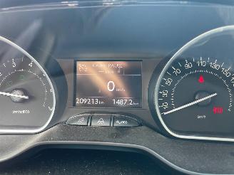 Peugeot 208 208 I (CA/CC/CK/CL) Hatchback 1.0 Vti 12V PureTech (EB0(ZMZ)) [50kW]  =
(03-2012/12-2019) picture 2