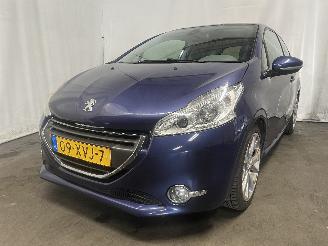 Schadeauto Peugeot 208 208 I (CA/CC/CK/CL) Hatchback 1.6 e-HDi FAP (DV6DTED(9HP)) [68kW]  (03=
-2012/12-2019) 2012/8