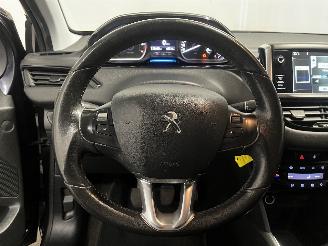 Peugeot 208 208 I (CA/CC/CK/CL) Hatchback 1.2 Vti 12V PureTech 82 (EB2F(HMZ)) [60k=
W]  (03-2012/12-2019) picture 15
