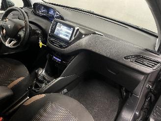 Peugeot 208 208 I (CA/CC/CK/CL) Hatchback 1.2 Vti 12V PureTech 82 (EB2F(HMZ)) [60k=
W]  (03-2012/12-2019) picture 12