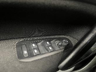 Peugeot 308 308 SW (L4/L9/LC/LJ/LR) Combi 5-drs 1.2 12V e-THP PureTech 110 (EB2DT(=
HNZ)) [81kW]  (03-2014/12-2021) picture 22