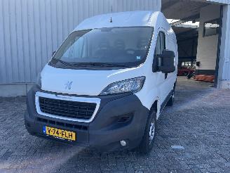 krockskadad bil auto Peugeot Boxer Boxer (U9) Van 2.0 BlueHDi 130 (DW10FUD(AHN)) [96kW]  (07-2015/09-2019=
) 2018/4