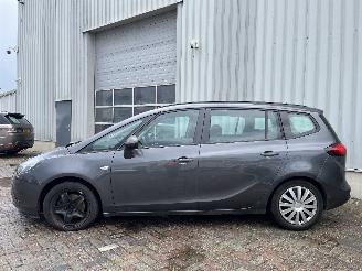 Opel Zafira Zafira Tourer (P12) MPV 1.4 Turbo 16V ecoFLEX (A14NET(Euro 5)) [88kW] =
 (10-2011/06-2014) picture 4