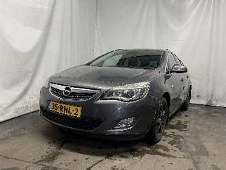 Schadeauto Opel Astra Astra J Sports Tourer (PD8/PE8/PF8) Combi 1.4 Turbo 16V (A14NET(Euro 5=
)) [103kW]  (10-2010/10-2015) 2011/5