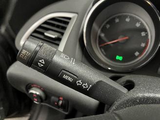 Opel Astra Astra J Sports Tourer (PD8/PE8/PF8) Combi 1.4 Turbo 16V (A14NET(Euro 5=
)) [103kW]  (10-2010/10-2015) picture 15