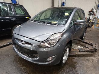 disassembly passenger cars Hyundai Ix20 iX20 (JC) SUV 1.4i 16V (G4FA) [66kW]  (11-2010/07-2019) 2011/7