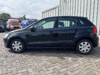 Volkswagen Polo Polo V (6R) Hatchback 1.2 12V (CGPB(Euro 5)) [44kW]  (06-2009/05-2014)= picture 4