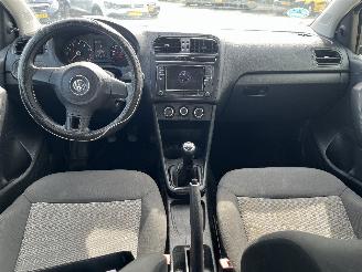 Volkswagen Polo Polo V (6R) Hatchback 1.2 12V (CGPB(Euro 5)) [44kW]  (06-2009/05-2014)= picture 17