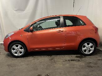 Toyota Yaris Yaris II (P9) Hatchback 1.3 16V VVT-i (2SZFE) [64kW]  (08-2005/11-2010=
) picture 4