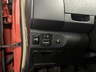 Toyota Yaris Yaris II (P9) Hatchback 1.3 16V VVT-i (2SZFE) [64kW]  (08-2005/11-2010=
) picture 21