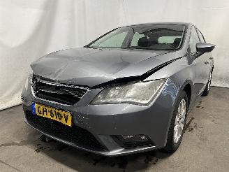 Schadeauto Seat Leon Leon (5FB) Hatchback 5-drs 1.2 TSI Ecomotive 16V (CJZA) [77kW]  (01-20=
13/03-2014) 2013/6