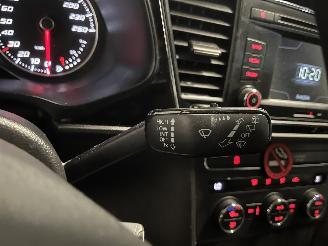 Seat Leon Leon (5FB) Hatchback 5-drs 1.2 TSI Ecomotive 16V (CJZA) [77kW]  (01-20=
13/03-2014) picture 24