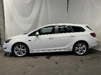 Opel Astra Astra J Sports Tourer (PD8/PE8/PF8) Combi 1.4 Turbo 16V (A14NET(Euro 5=
)) [88kW]  (10-2010/04-2016) picture 4