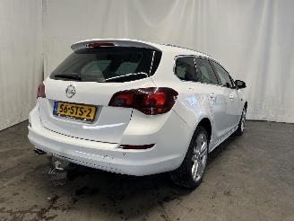 Opel Astra Astra J Sports Tourer (PD8/PE8/PF8) Combi 1.4 Turbo 16V (A14NET(Euro 5=
)) [88kW]  (10-2010/04-2016) picture 5