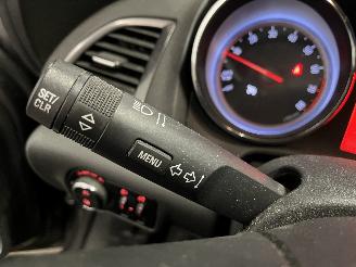 Opel Astra Astra J Sports Tourer (PD8/PE8/PF8) Combi 1.4 Turbo 16V (A14NET(Euro 5=
)) [103kW]  (10-2010/10-2015) picture 22
