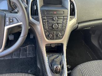Opel Astra Astra J (PC6/PD6/PE6/PF6) Hatchback 5-drs 2.0 CDTI 16V 160 Ecotec (A20=
DTH) [118kW]  (12-2009/05-2011) picture 14