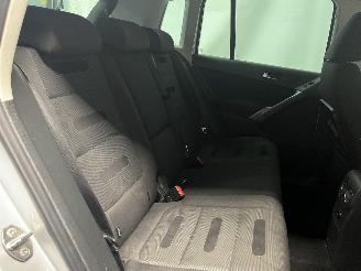 Volkswagen Tiguan Tiguan (5N1/2) SUV 2.0 TDI DRF 16V 4Motion (CBBB(Euro 5)) [125kW]  (09=
-2007/07-2018) picture 17