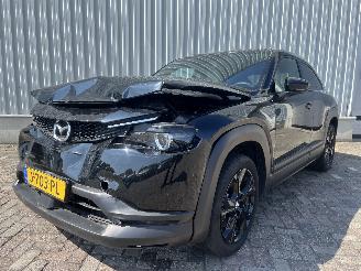 Mazda MX-30 MX-30 SUV e-SkyActiv 145 (MH01) [107kW]  (05-2020/...) picture 2