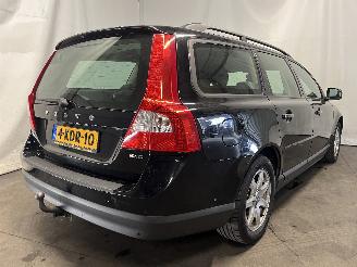 Volvo V-70 V70 (BW) Combi 2.4 D 20V (D5244T5) [120kW]  (04-2007/12-2010) picture 6