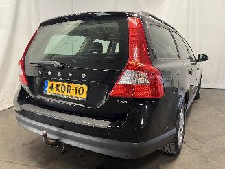 Volvo V-70 V70 (BW) Combi 2.4 D 20V (D5244T5) [120kW]  (04-2007/12-2010) picture 5