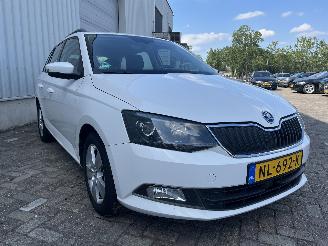 Skoda Fabia Fabia III Combi (NJ5) Combi 5-drs 1.4 TDI 16V 90 Greentech (CUSB(Euro =
6)) [66kW]  (10-2014/12-2022) picture 3