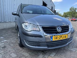 Volkswagen Touran Touran (1T1/T2) MPV 1.4 16V TSI 140 (CAVC) [103kW]  (02-2006/05-2010) picture 5