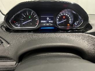 Peugeot 208 208 I (CA/CC/CK/CL) Hatchback 1.2 Vti 12V PureTech 82 (EB2F(HMZ)) [60k=
W]  (03-2012/12-2019) picture 21