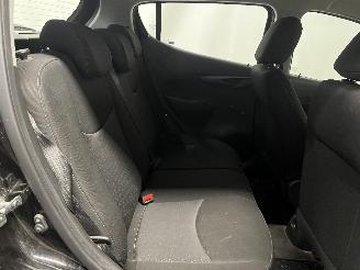 Opel Karl Karl Hatchback 5-drs 1.0 12V (B10XE(Euro 6)) [55kW]  (01-2015/03-2019)= picture 15